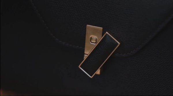 测评10个女生都喜欢的奢侈品包包,真的值得入手吗?