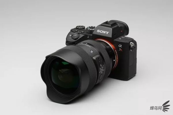 适马14-24mm F2.8微单镜头仅重795g,价格还如此良心!