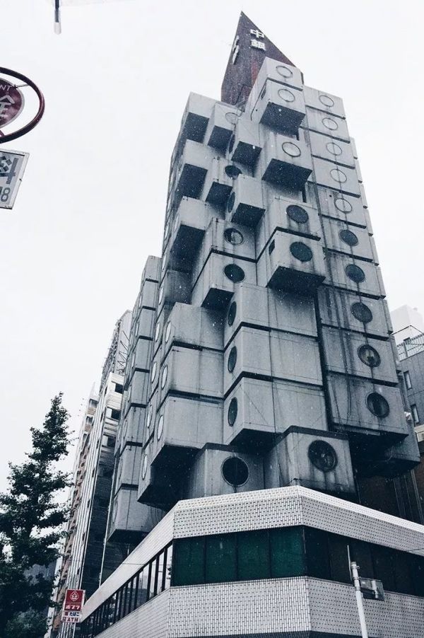 生活在云端:宫殿还是监狱?