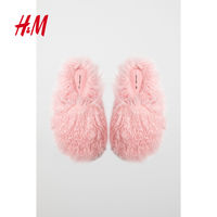 本土设计:H&M X 陈安琪男女装系列发布,刘雯演绎