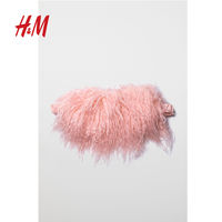 本土设计:H&M X 陈安琪男女装系列发布,刘雯演绎