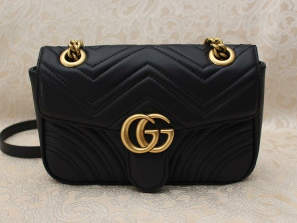 这会是老婆买的最贵的包么？我觉得不一定