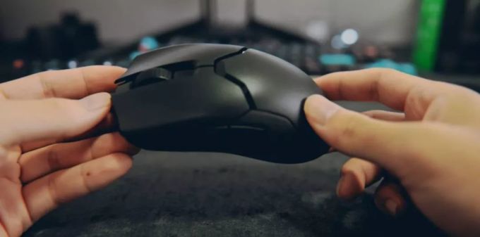 解毒 | 最便宜的轻量化鼠标?Razer Viper毒蝰
