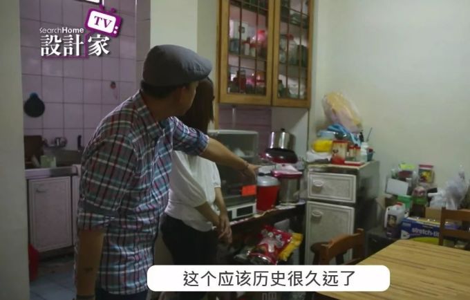 她只用宜家爆改8㎡餐厅,容下全家九口人!伸缩餐桌、大餐柜,收纳多5倍