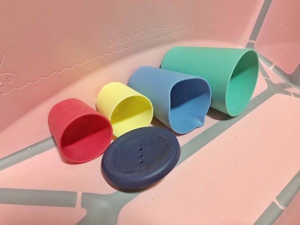 STOKKE 洗澡玩具杯