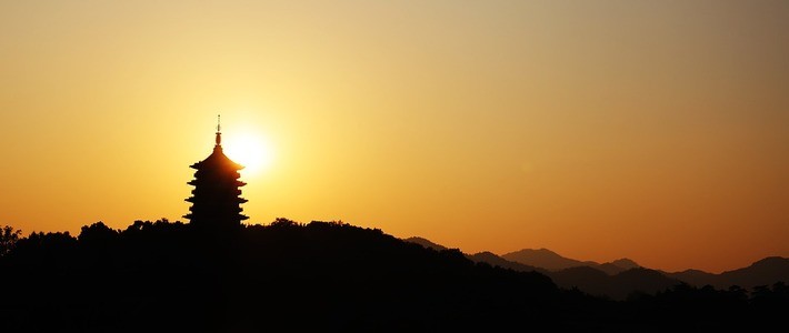 日行三万步的倔强小编，教你解锁一日游完“西湖十景”