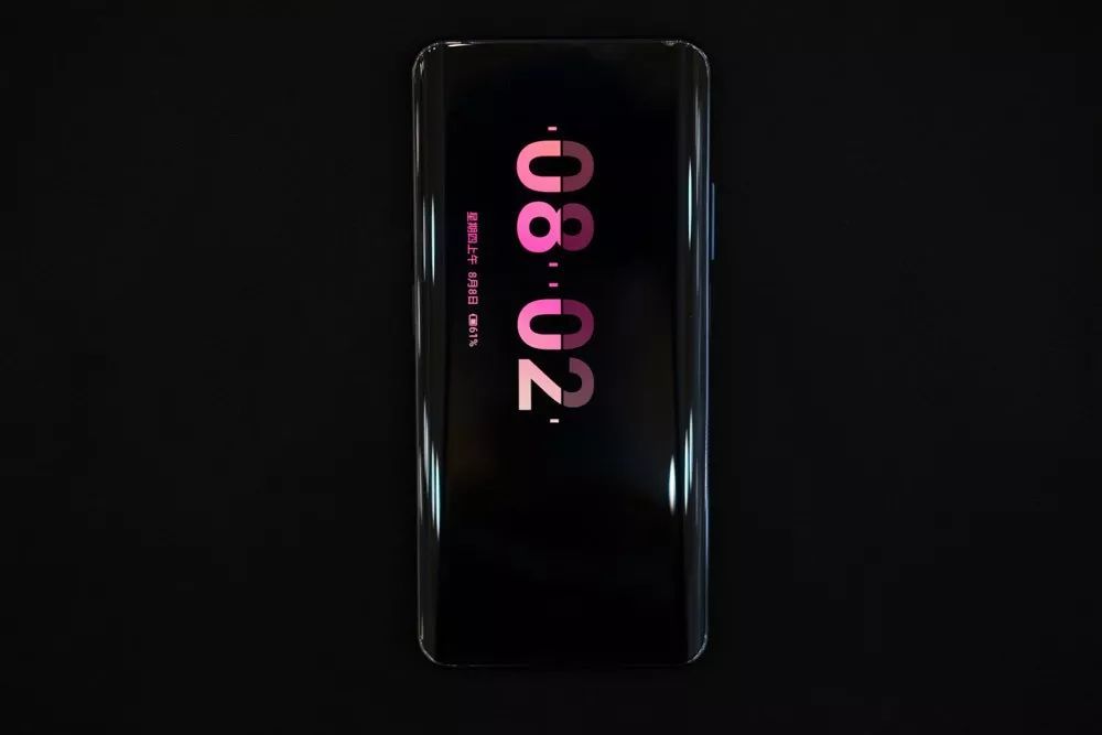 30倍变焦三摄 努比亚Z20双曲屏旗舰手机评测