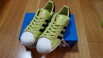 Adidas superstar boost 贝壳头运动鞋