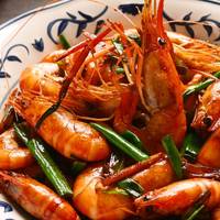 家常小炒菜 篇十三：家常地道海鲜做法：鲜香葱油虾，好吃的流油