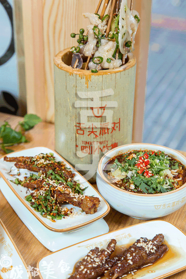 奎星楼gai边的10元店,成都人比外地人多!