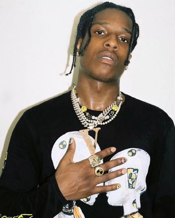 被吴亦凡、A$AP Rocky带火的珍珠项链,你一条都没有?