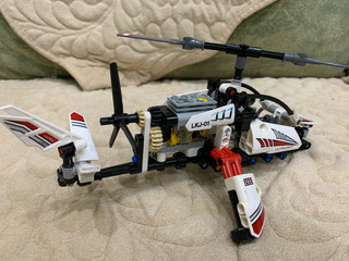 Lego 超轻型直升机42057 科技组