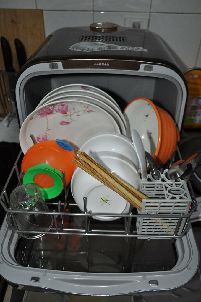 九阳洗碗机