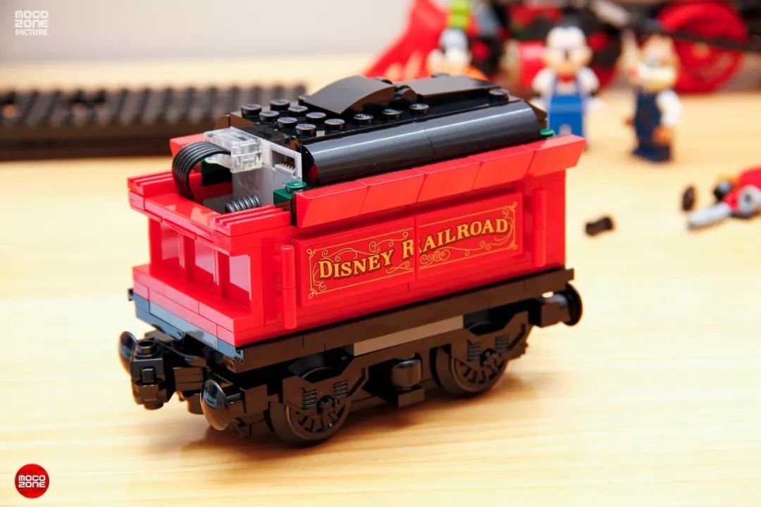 呜~精彩的迪士尼火车向你驶来！乐高71044迪士尼火车与火车站测评