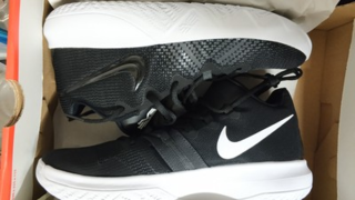 Nike Kyrie EP篮球鞋