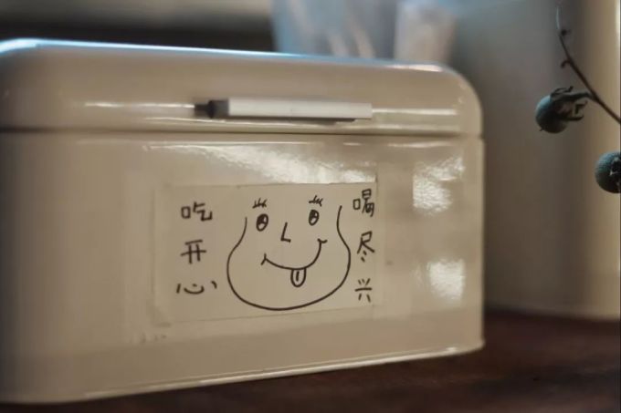 IMG_8005.jpg 这对情侣逃离广州又回到广州,只为开一家「简陋」的店