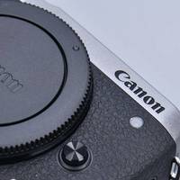 潮流复古轻巧机身，佳能EOS M6 Mark II拆箱外观解析