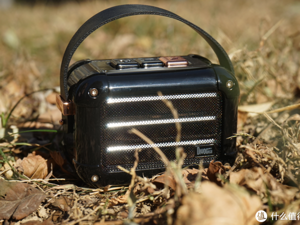 小巧可爱：地纹玛奇朵蓝牙音箱黑色版