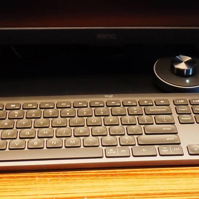 罗技MX Keys 可能是目前最好的生产力办公键盘