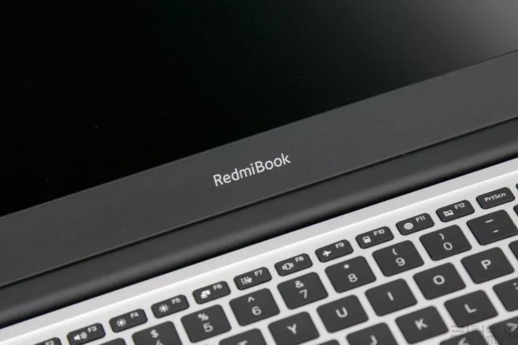 RedmiBook 14笔记本电脑评测：以性能·致敬青春