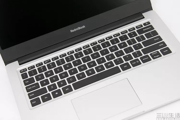 RedmiBook 14笔记本电脑评测：以性能·致敬青春