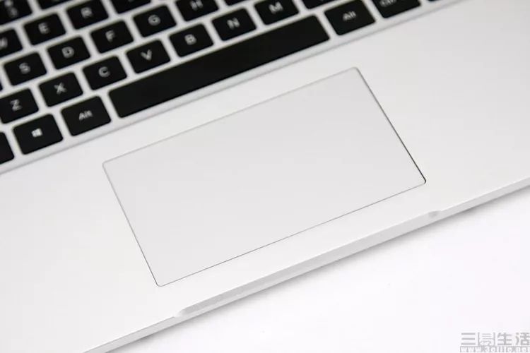 RedmiBook 14笔记本电脑评测：以性能·致敬青春