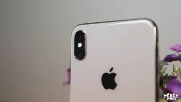 5000元以上加钱也要选iPhone？不，这次选择站三星