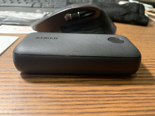 Anker 10000毫安迷你充电宝