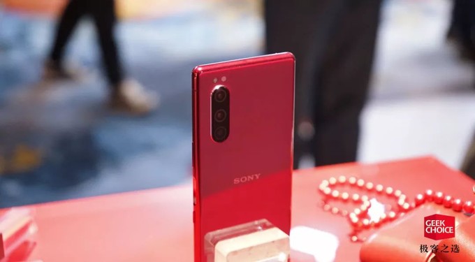 Xperia 5 发布，这就是索尼的「小屏旗舰」？