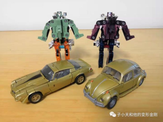 【评玩具】子小天:Movie杨测评《SDCC展会限定SS20甲壳虫大黄蜂&恐龙磁带套装 电影与动画的巧妙结合》