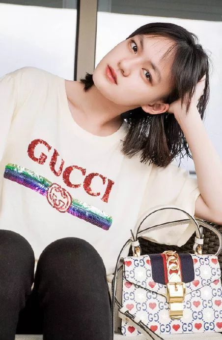 如果年轻，请不要哭泣，努力GUCCI！ | 设计师 DESIGNER