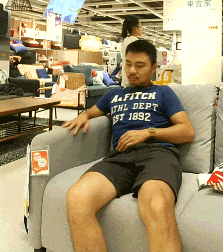 沙发:好看 × 舒服,不可兼得?