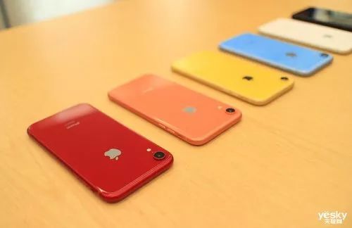 最新款iPhone在拼多多平台打折促销，苹果丧失价格绝对控制权