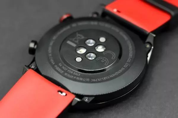 轻薄长续航的智能潮表 荣耀HONOR Watch Magic综合评测