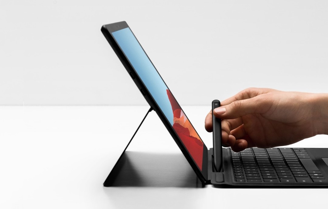 鸡肋还是未来大势？微软推出13英寸的Surface Pro X，搭载高通定制ARM处理器