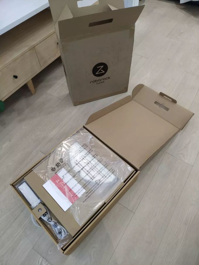 扔了3个扫地机器人,我只想要个不智障的,这么难吗?