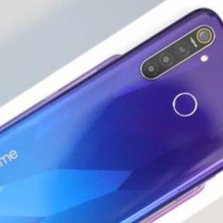 realme Q体验:4800万像素加持20W快充 性能影像设计全面越级