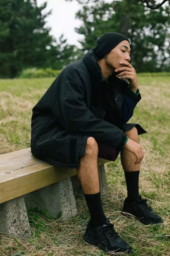 潮闻快食|经典「雪山」羽绒服再现!Off-White™发布新Logo设计T恤