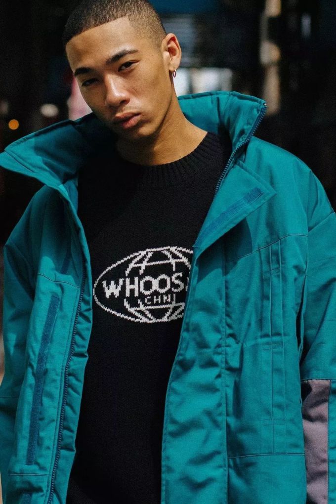 潮闻快食|经典「雪山」羽绒服再现!Off-White™发布新Logo设计T恤