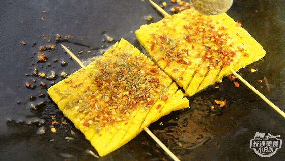 盟重烈火牛肉暴风来袭!今日起闯荡解放西,进店就能免费撸串