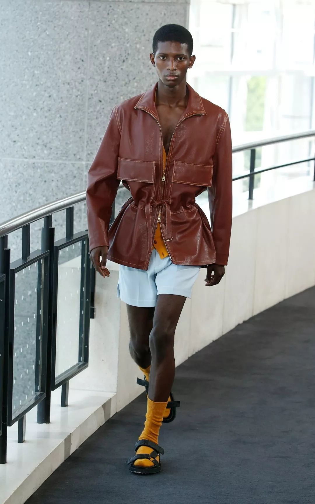 今年到底该怎么样"穿皮"?