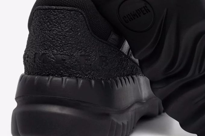 潮闻快食 | adidas Originals by J KOO 联名系列登场,Kiko 与 CamperLab 再次合作