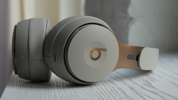 支持降噪、折叠开关：苹果发布全新 Beats Solo Pro压耳式头戴耳机