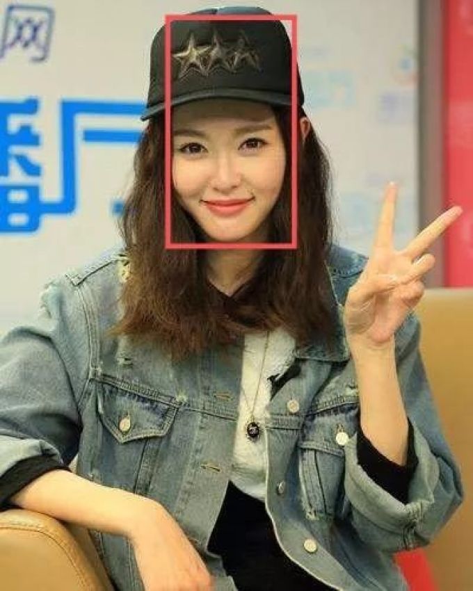 4款帽子挑选技巧,这个秋冬保暖又有型!