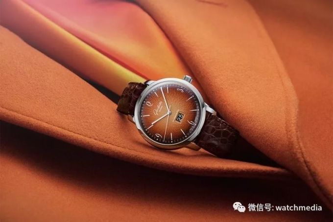 秋天来了,你只知道换衣服?其实手表也要换!