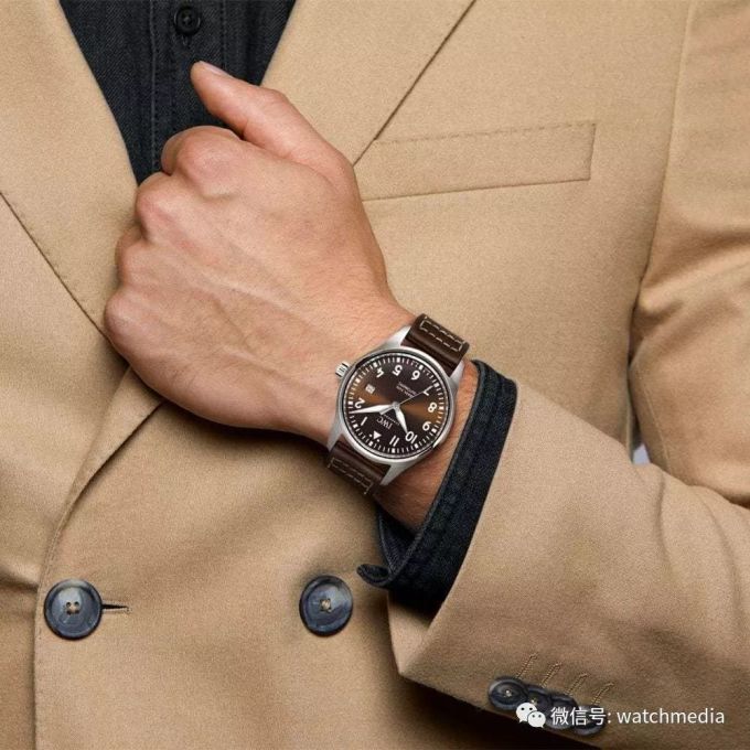 秋天来了,你只知道换衣服?其实手表也要换!