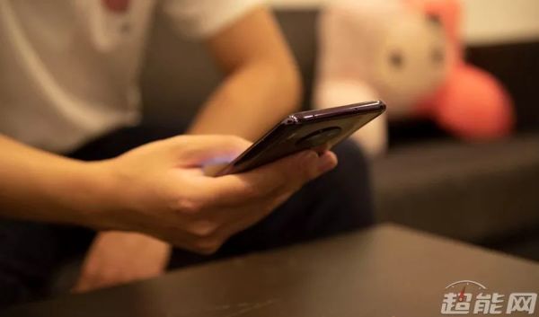 华为Mate 30手机上手体验:相机足够优秀,惊喜也有,但不够旗舰