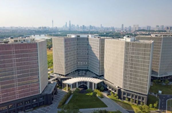 DJI_0057-1.jpg 为什么别人来广州出差却比我去旅游还享受?