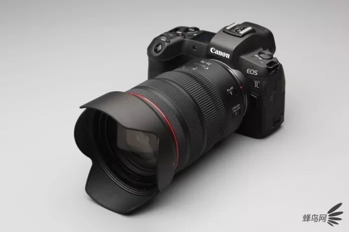 新生RF大三元标变 佳能RF24-70mm F2.8评测