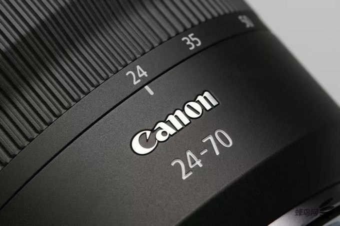 新生RF大三元标变 佳能RF24-70mm F2.8评测